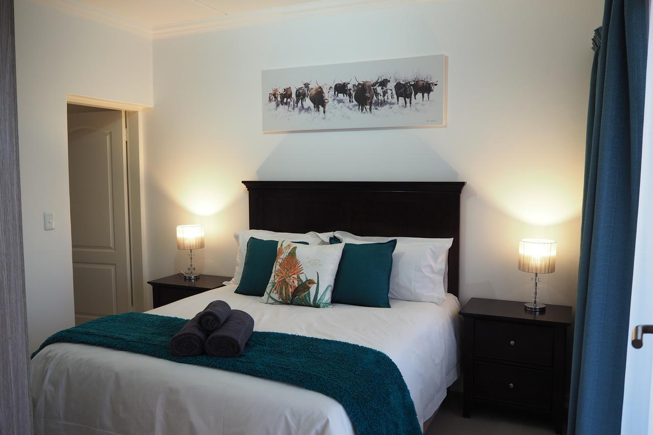 Or Tambo Self Catering Apartments, The Willows Boksburg Exteriér fotografie